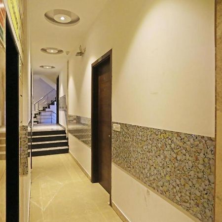 Hotel Urban Luxury 뉴델리 외부 사진