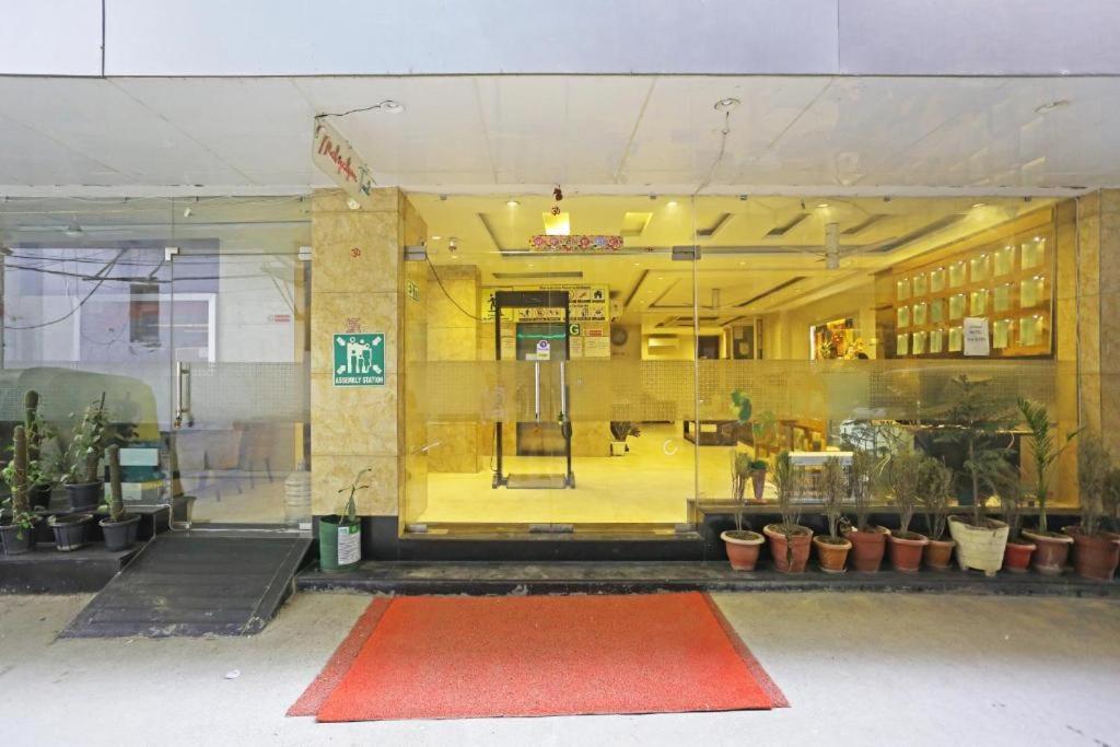 Hotel Urban Luxury 뉴델리 외부 사진